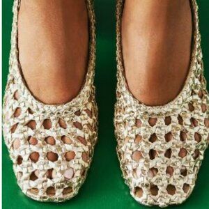 NWT Pilcro Gold Ballet w/heel